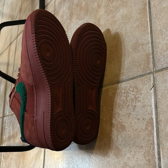 Nike Air Force 1 low ‘we are familia’ size 10M - Picture 4 of 4